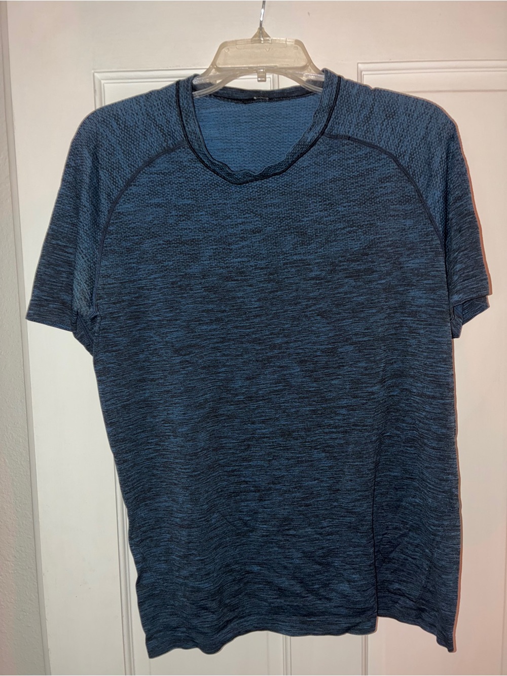 Lululemon Men’s Metal Vent Tech Blue Athletic Shirt M